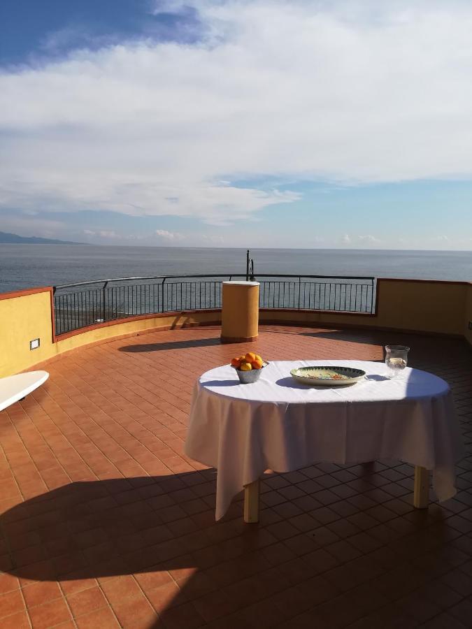 Casa Carmelo Daire Nizza di Sicilia Dış mekan fotoğraf